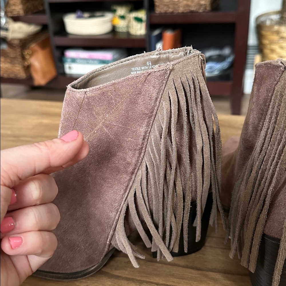Fringe booties - Picture 4 of 6